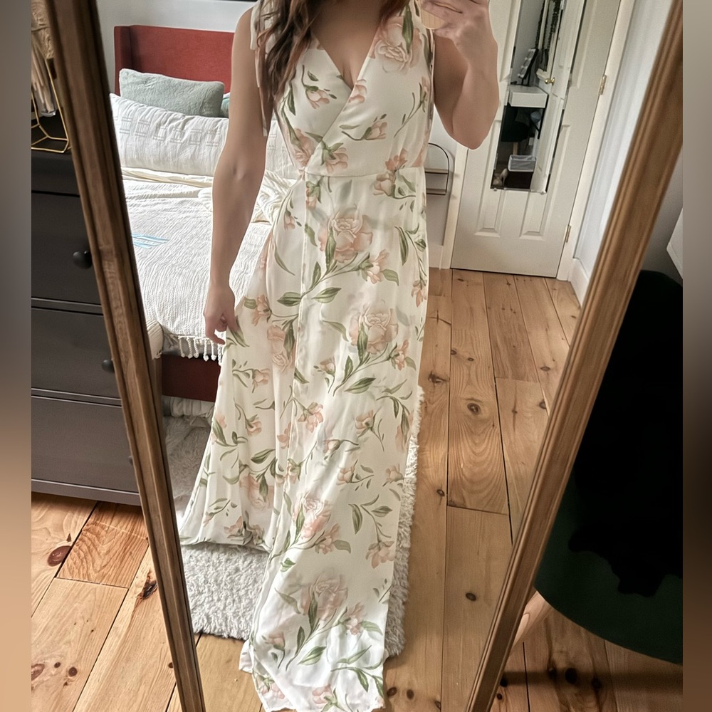 Lulu’s Romantic Possibilities White Floral Print Maxi Dress